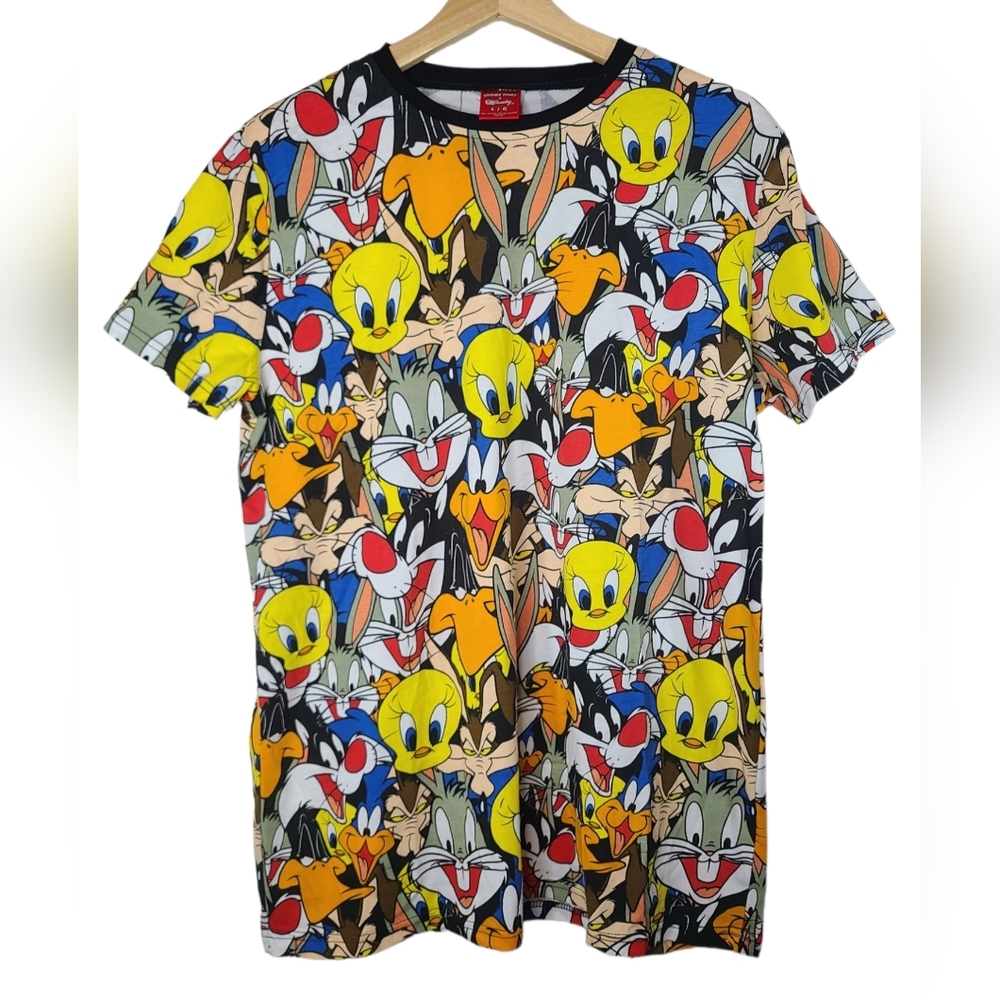 Cakeworthy Looney Tunes over print T-shirt- unisex Large